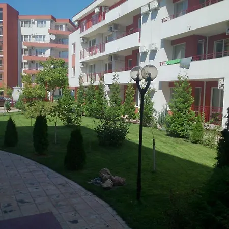 In Fort Privilege Apartcomplex *